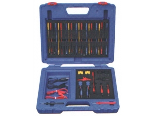 M3580 - Set of 92 pieces of Universal Electronics