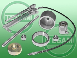 S0002432 - Set for pressing and ironing the trailer bushing (Hydraulic drive)